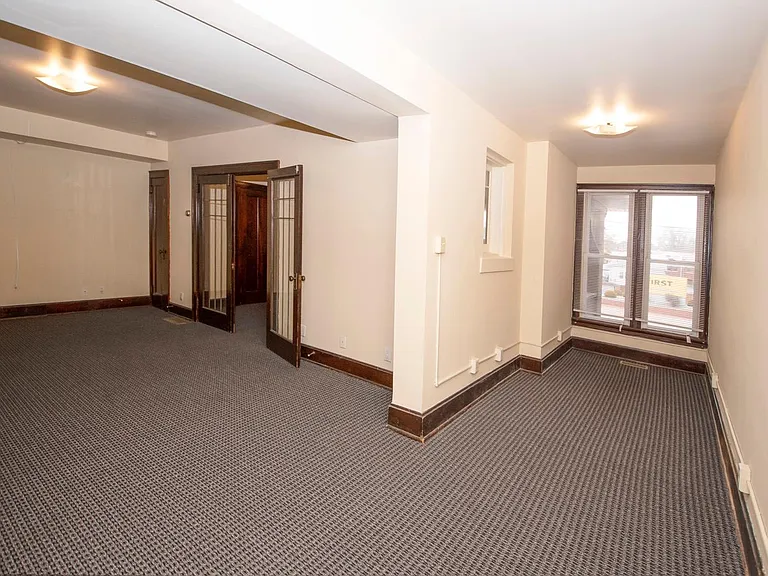 3710 Glenmore Ave #1N — Photo 9
