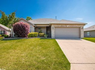 5722 George Washington Dr, Benton, AR 72019