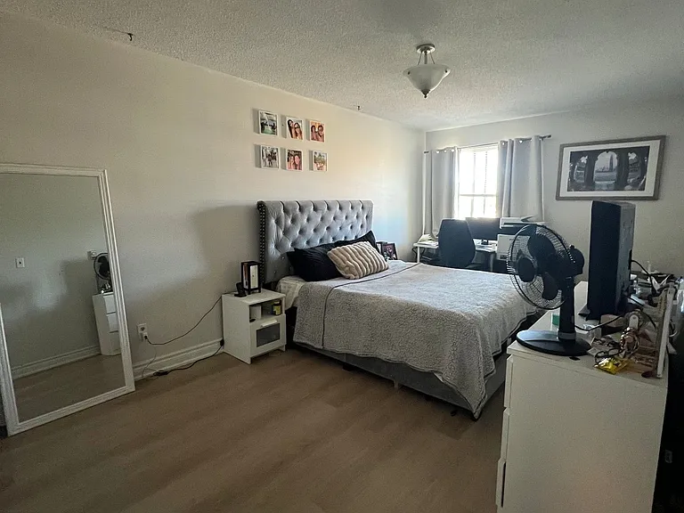 131 Taunton Rd E #409 — Photo 20