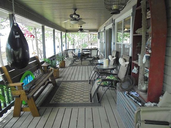 2nd image of 443 S Evergreen