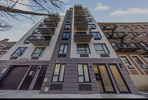 1045 President St #2D Photo 1