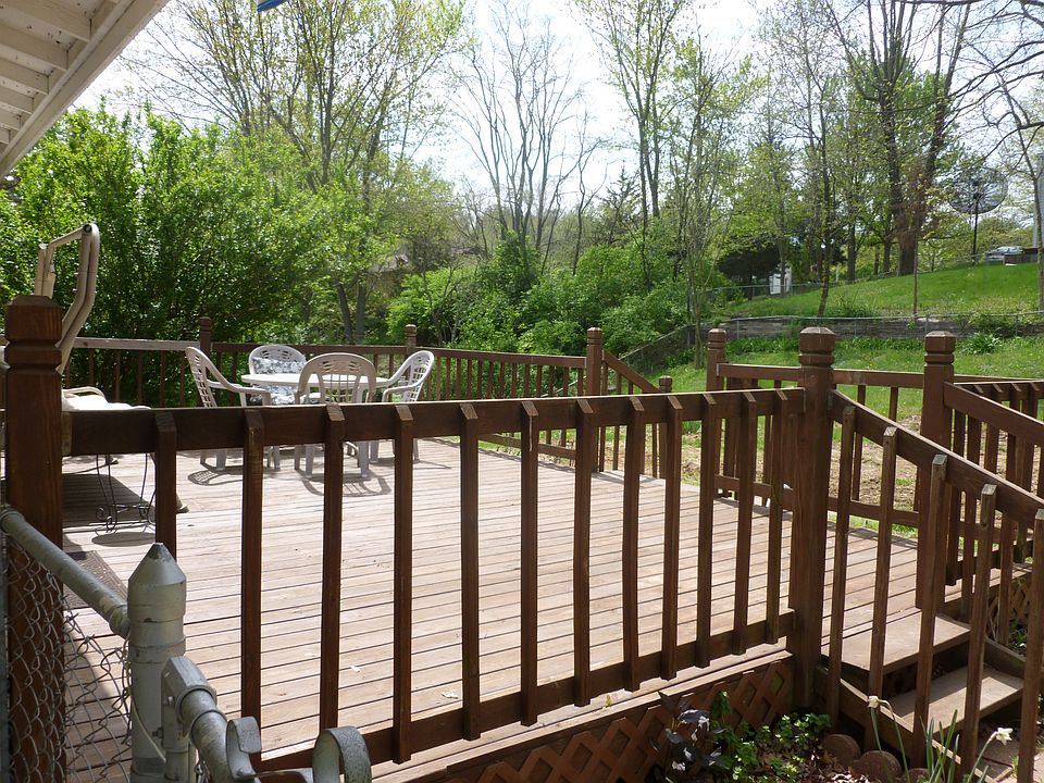 2nd image of 1008 Clark Dr