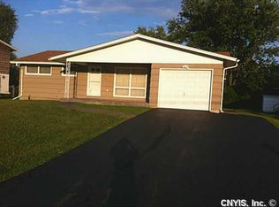 202 Washburn Dr, East Syracuse, NY 13057