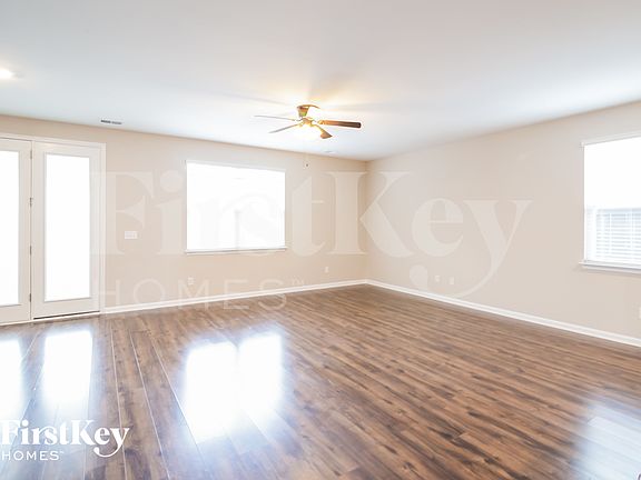 5th image of 169 Greenwich Dr