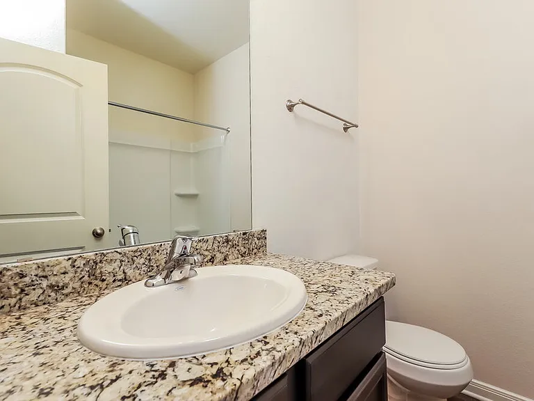 7928 Bluewater Cv — Photo 15