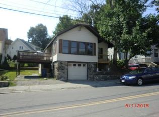 12 Ames St, Lawrence, MA 01841