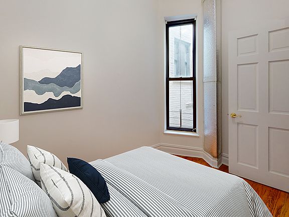 3rd image of 1443 York Ave #5N
