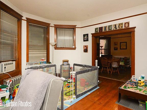 4th image of 3718 N Magnolia Ave #1A