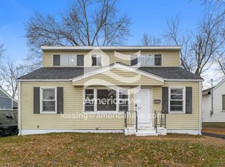 10298 Saint Katherine Ln, Saint Ann, MO