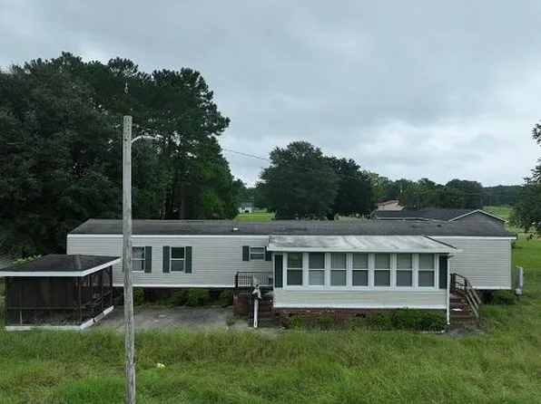 1030 Cook St, Manning, SC 29102