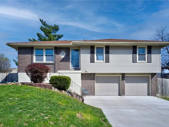 506 NE 98th Ter, Kansas City, MO 64155