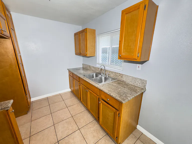 3581 Norton Ave #1 — Photo 12