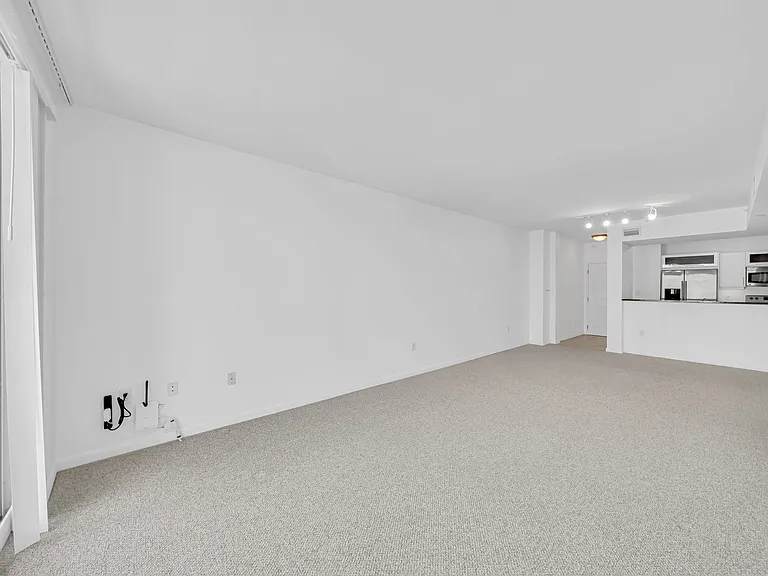 7350 SW 89th St #2008S — Photo 17