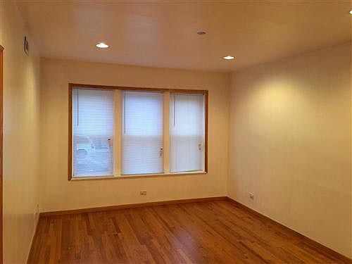 1st image of 3821 W Hirsch St #1E