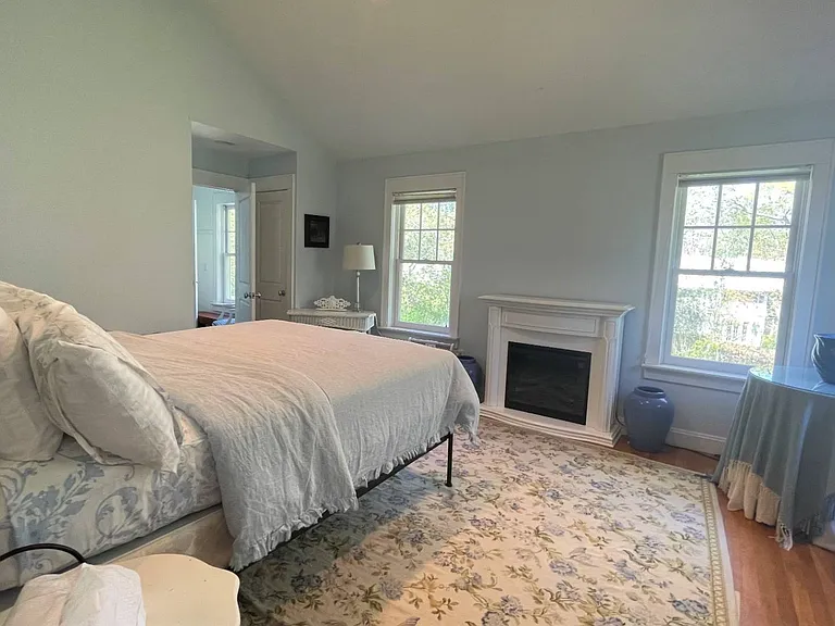 111 Cove Hollow Rd — Photo 33