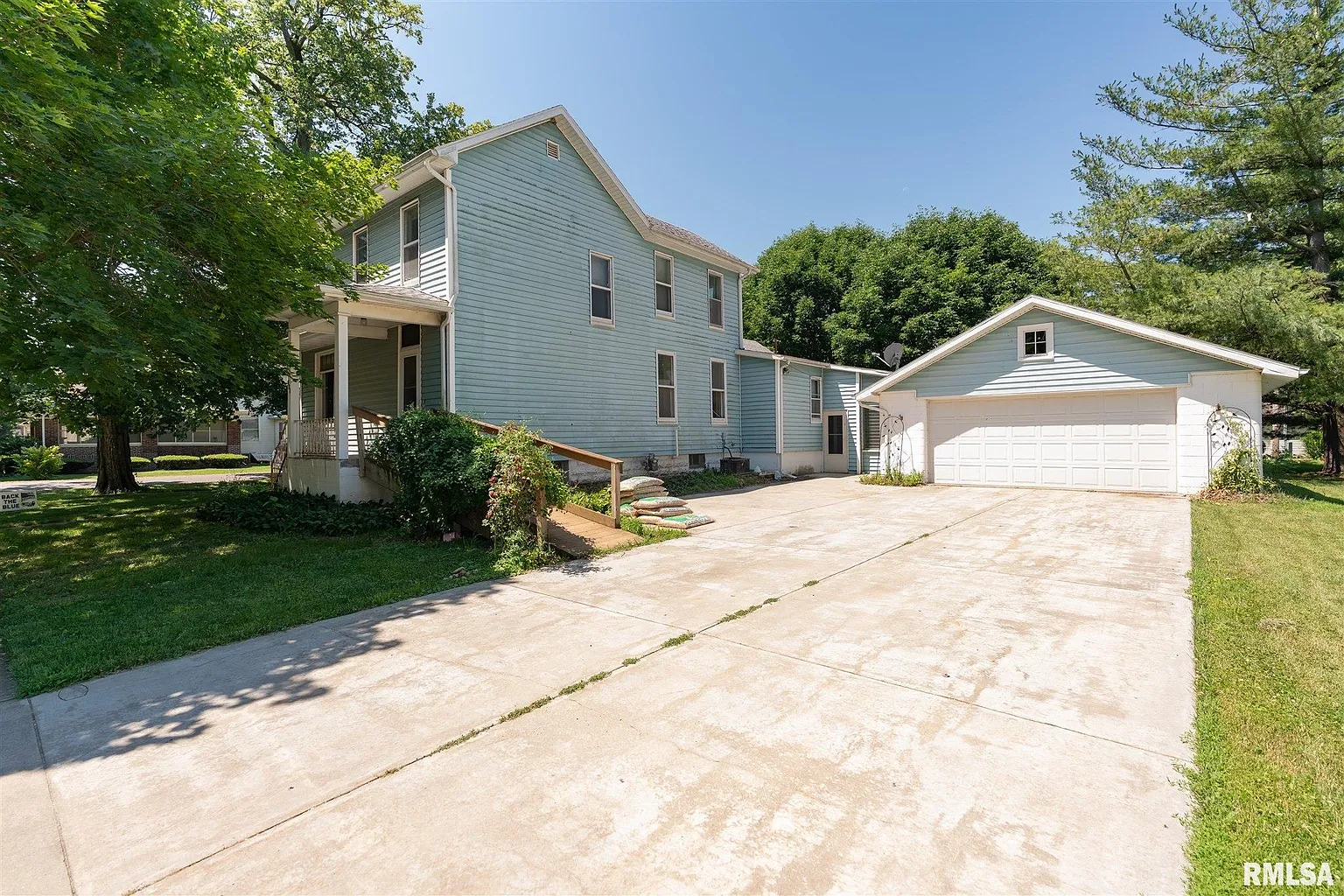401 N Minier Ave photo 1