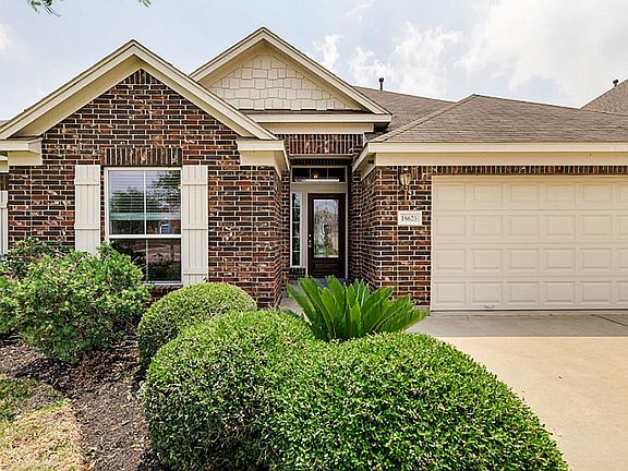 2nd image of 18623 Cypress Lake Village Dr