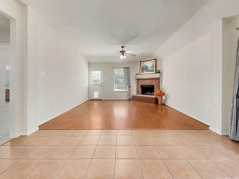 2108 Hayes St — Photo 14