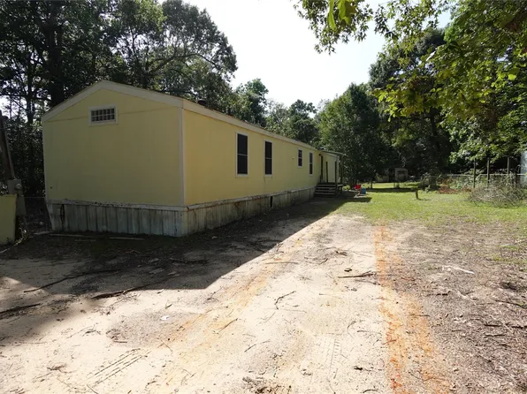 172 Walters St, Livingston, TX 77351