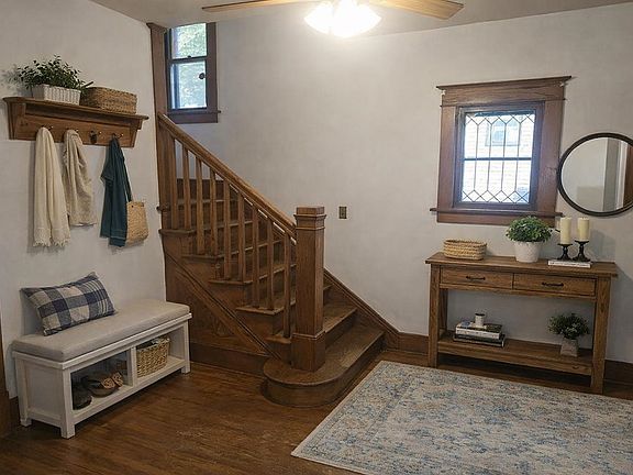 5th image of 506 W State St