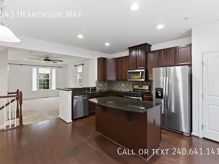 7543 Hearthside Way — Photo 10