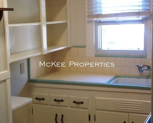 4th image of 2140 1st Ave