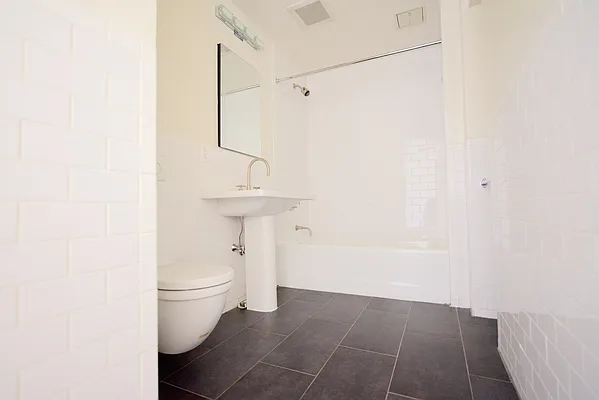 Rented by Nolita Group | media 13