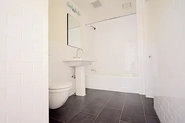 Rented by Nolita Group