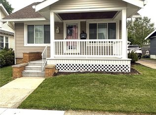 2187 Olive Ave, Lakewood, OH 44107