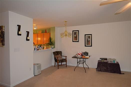 5th image of 907 Heritage Pkwy