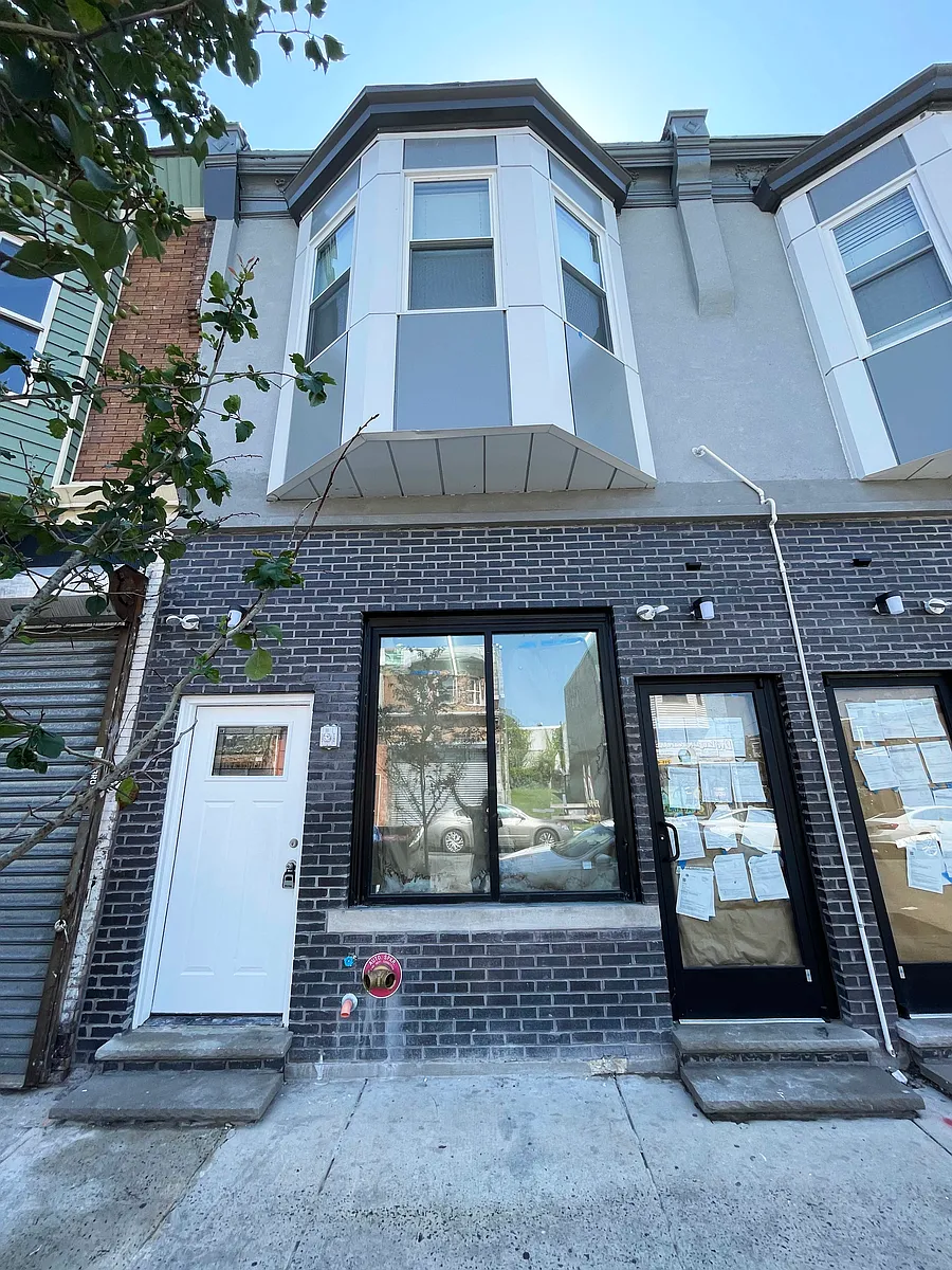 Building Photo - 309 S 60th St