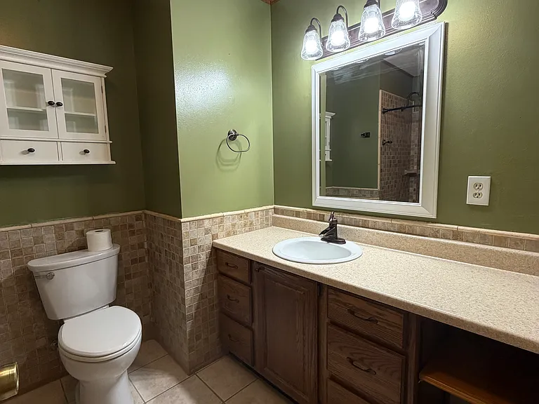 400 Fox Dr — Photo 12
