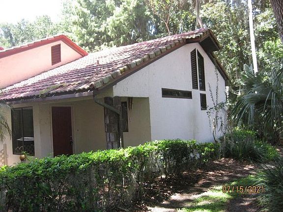 2nd image of 504 Clusterwood Dr