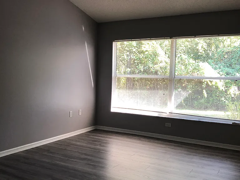 126 Oak Promenade Ct — Photo 33