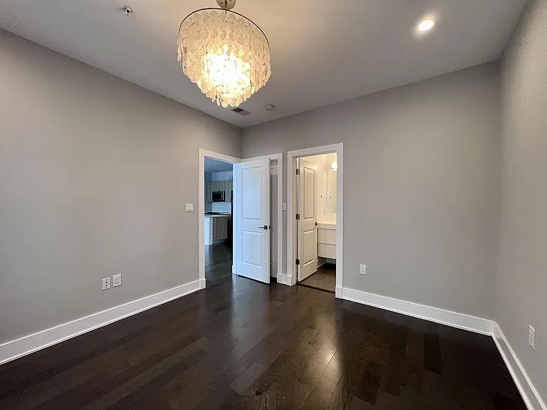 340 Adams St NE #302 — Photo 23