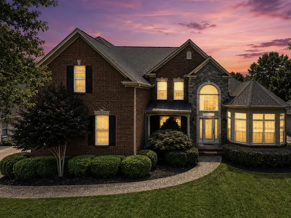 908 Plantation Blvd, Gallatin, TN 37066