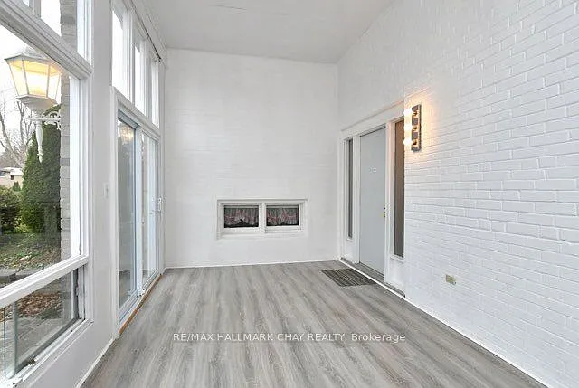 18 Elm St #B — Photo 5