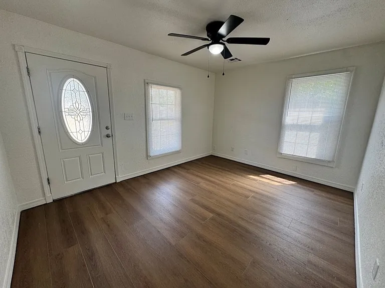 1417 W Idaho Ave — Photo 4