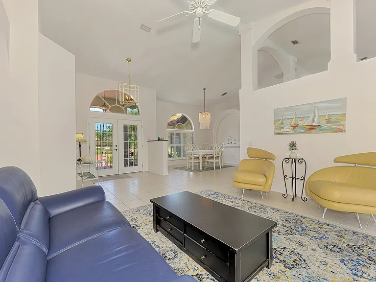 915 Park Place Dr — Photo 47