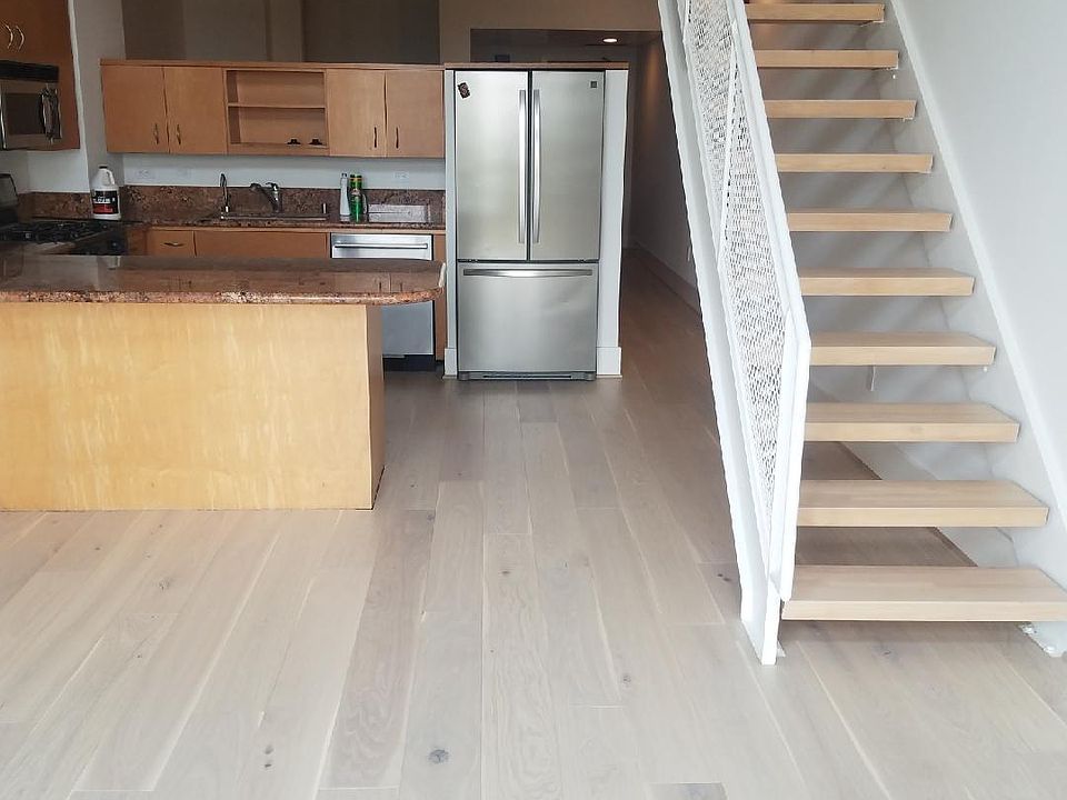 1st image of 334 Santana Row Unit 0