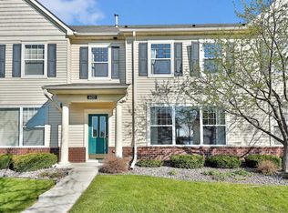 6635 Lamplight Dr, Albertville, MN 55301
