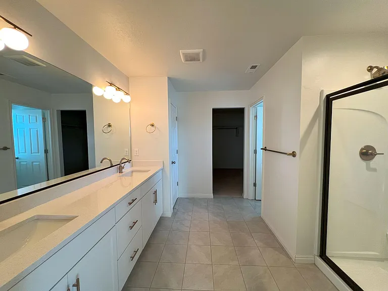 2025 W 900 N — Photo 22