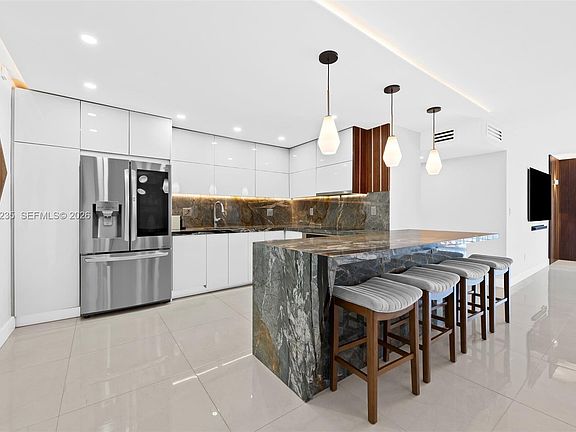 5th image of 1501 S Ocean Dr APT 1005
