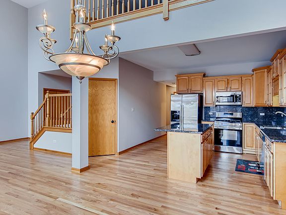 4th image of 18113 Edgar Pl