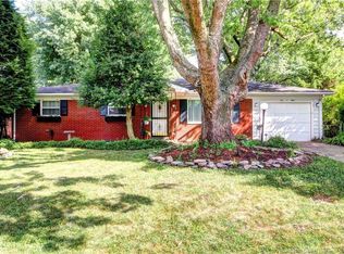 108 W Maplewood Dr, Clarksville, IN 47129