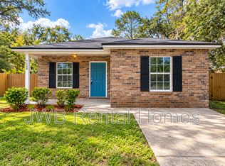 2139 Sessions Ln, Jacksonville, FL 32207