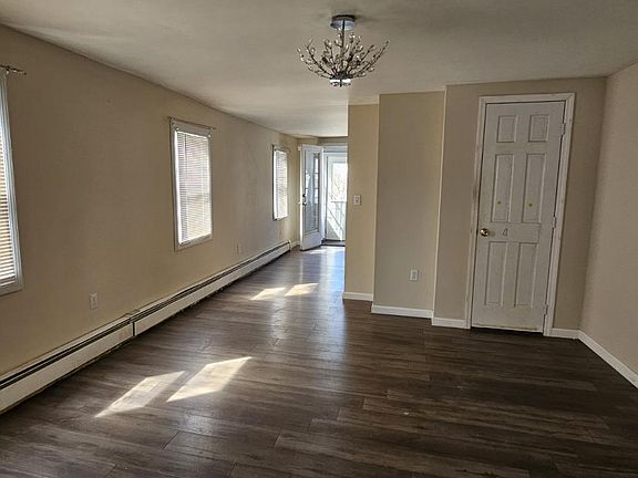 5th image of 13 Warren St