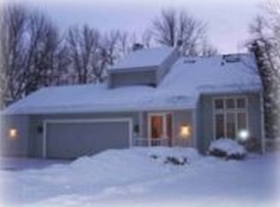 7520 Lanewood Ln N, Maple Grove, MN 55311