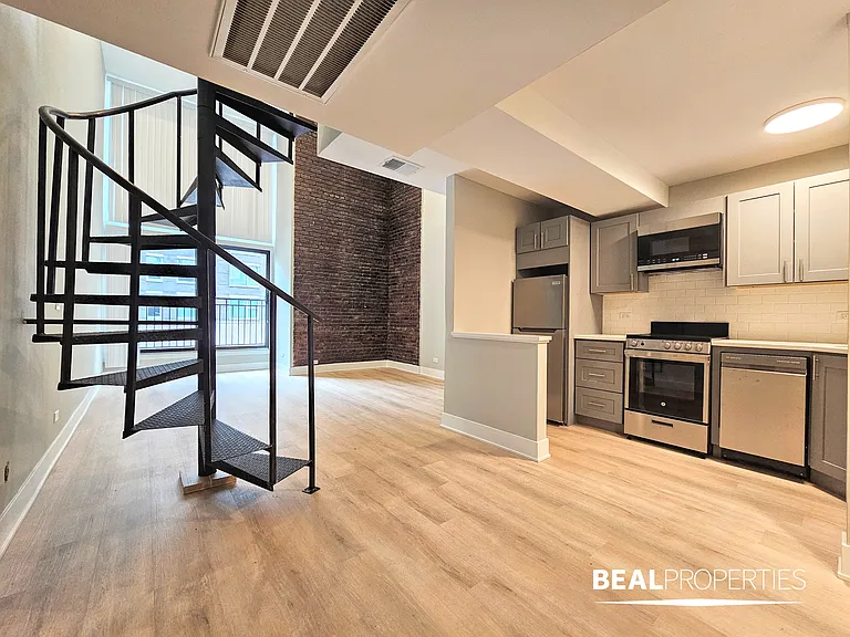 1220 North LaSalle Street — Photo 39