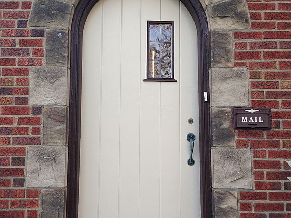 2nd image of 19425 S Lake Shore Blvd
